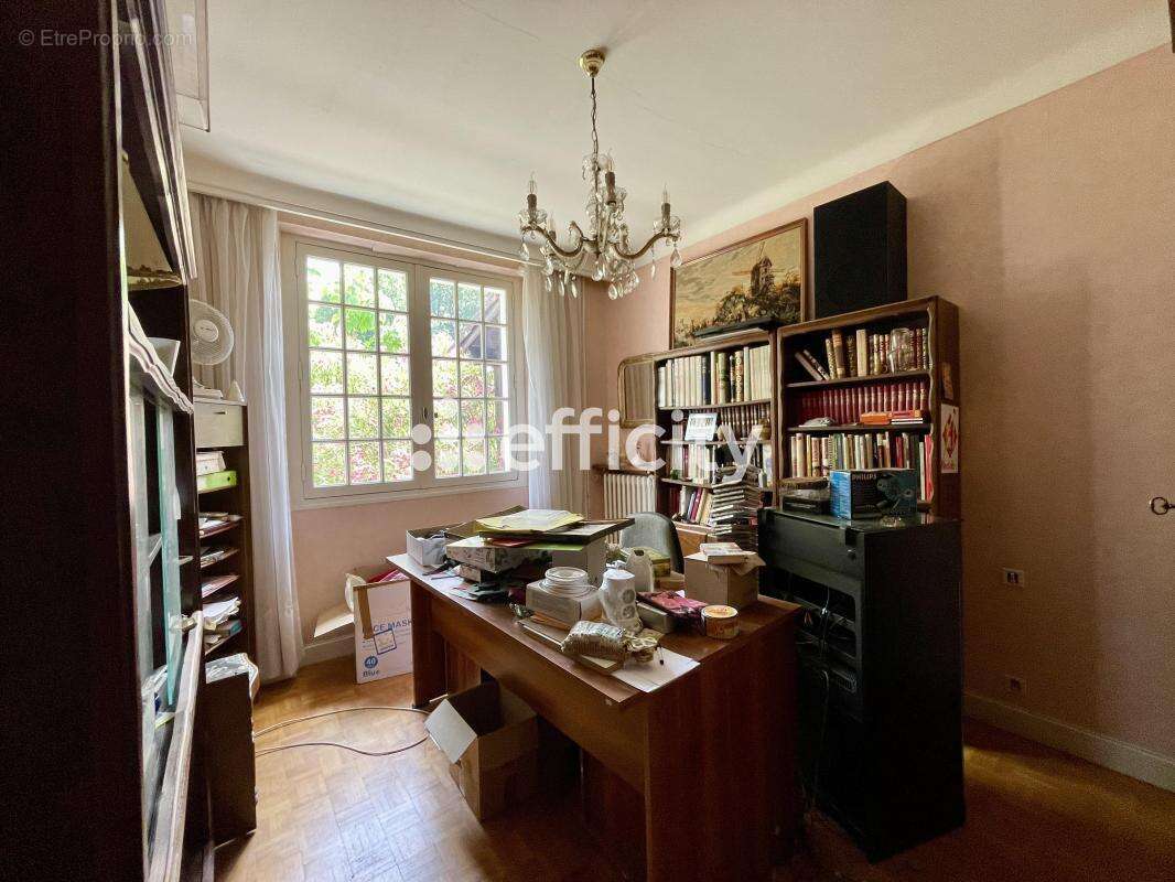 Maison 108 m² à Saint-Juery  - photo 9