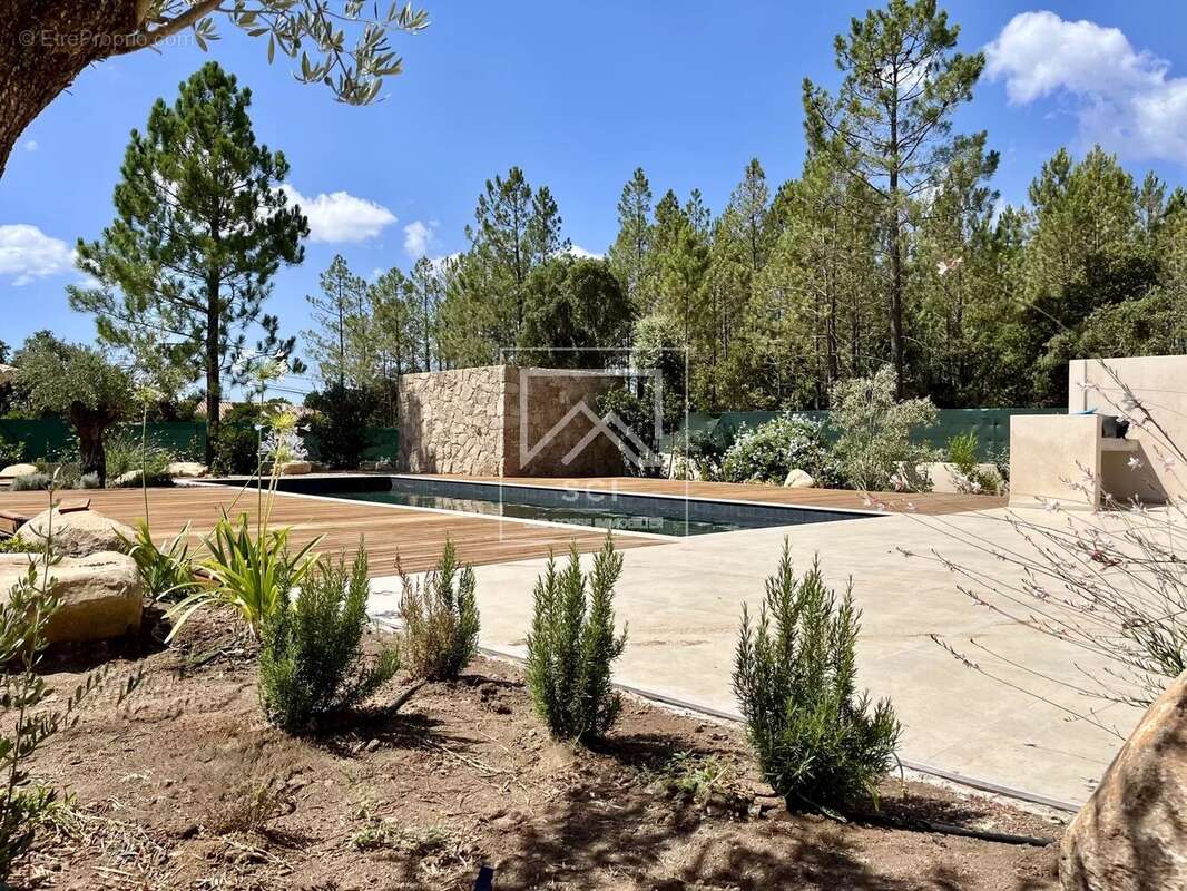 Maison à PORTO-VECCHIO