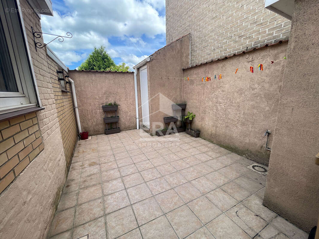EXCLUSIVITE Maison Malo les Bains (59240) 2 chambres et cour - photo 6