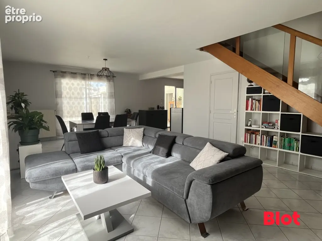 Maison 5 pièces 135 m² à vendre à Breal-Sous-Vitre (35370) - photo 3