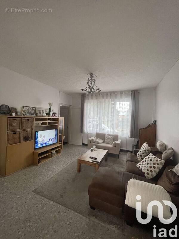 Photo 1 - Maison à COURRIERES