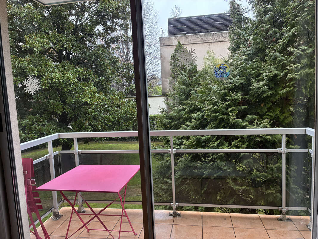 Appartement à MONTROUGE