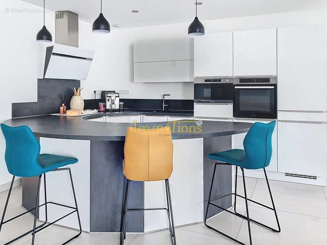 Maison à SAINT-LATTIER