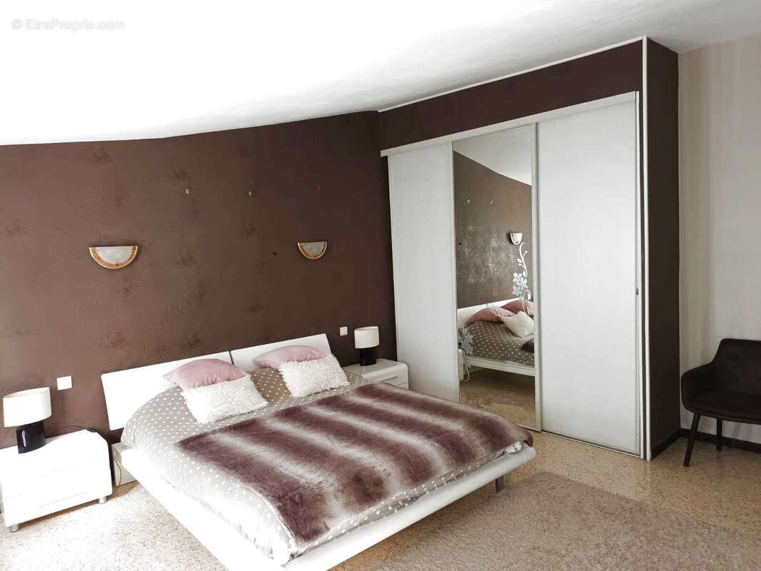 Appartement à BREIL-SUR-ROYA