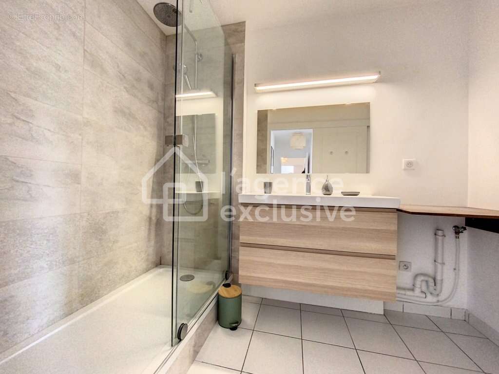 Appartement à LA MADELEINE