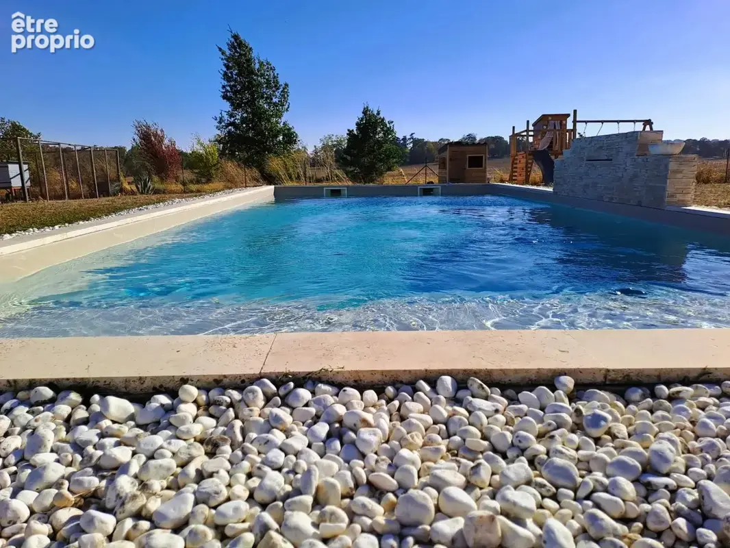 Superbe Villa récente T4 avec piscine et garage - photo 4