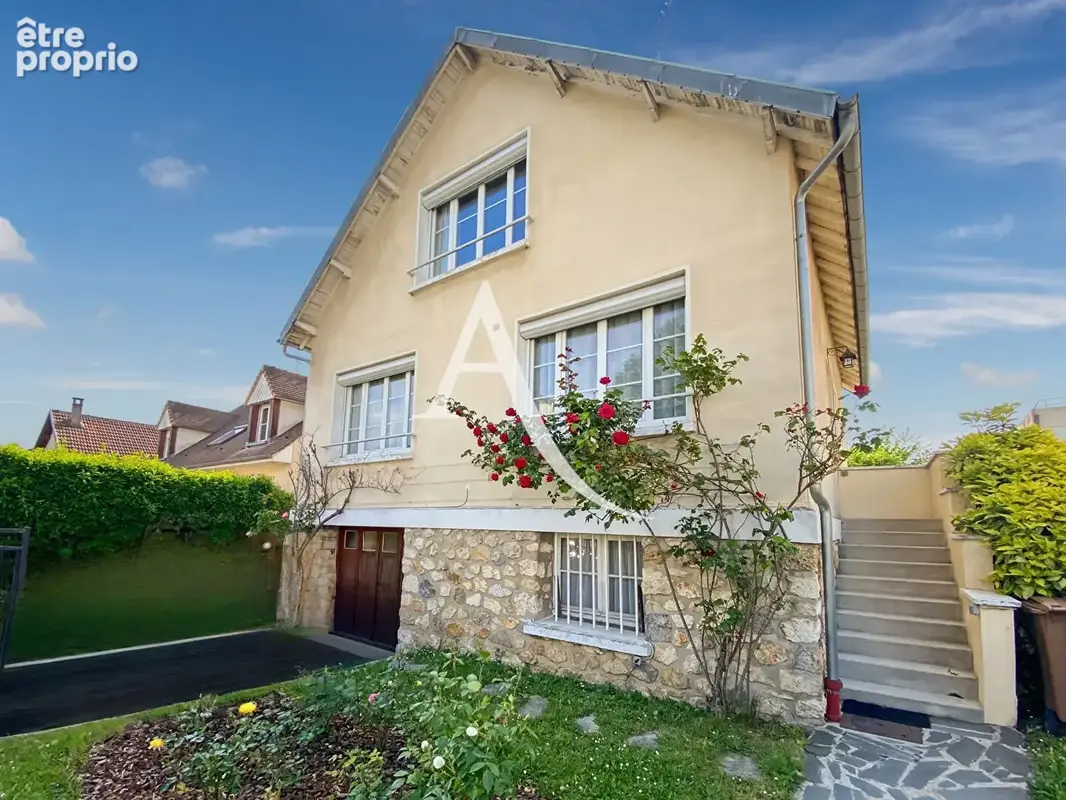 Maison Bois D Arcy 4 pièce(s) 80 m2 - photo 1