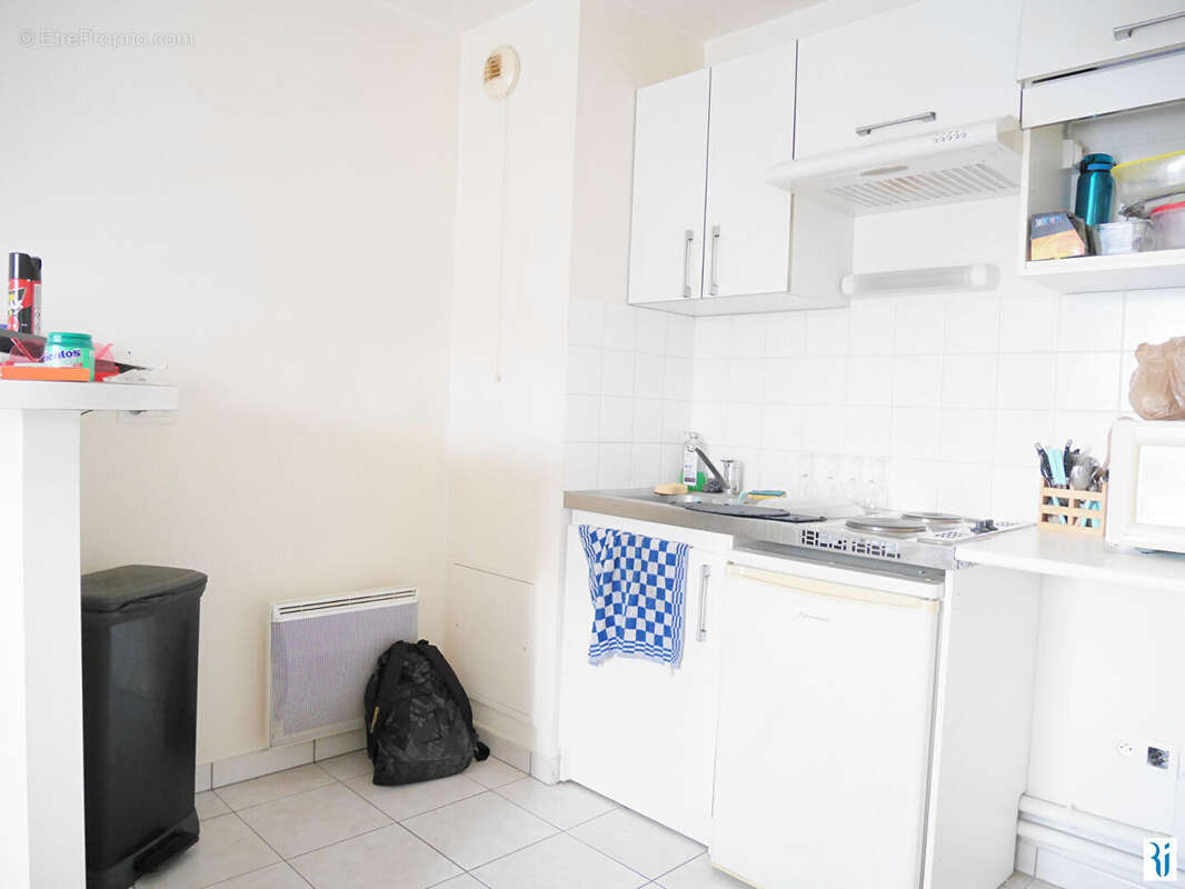 Appartement à LE MESNIL-ESNARD