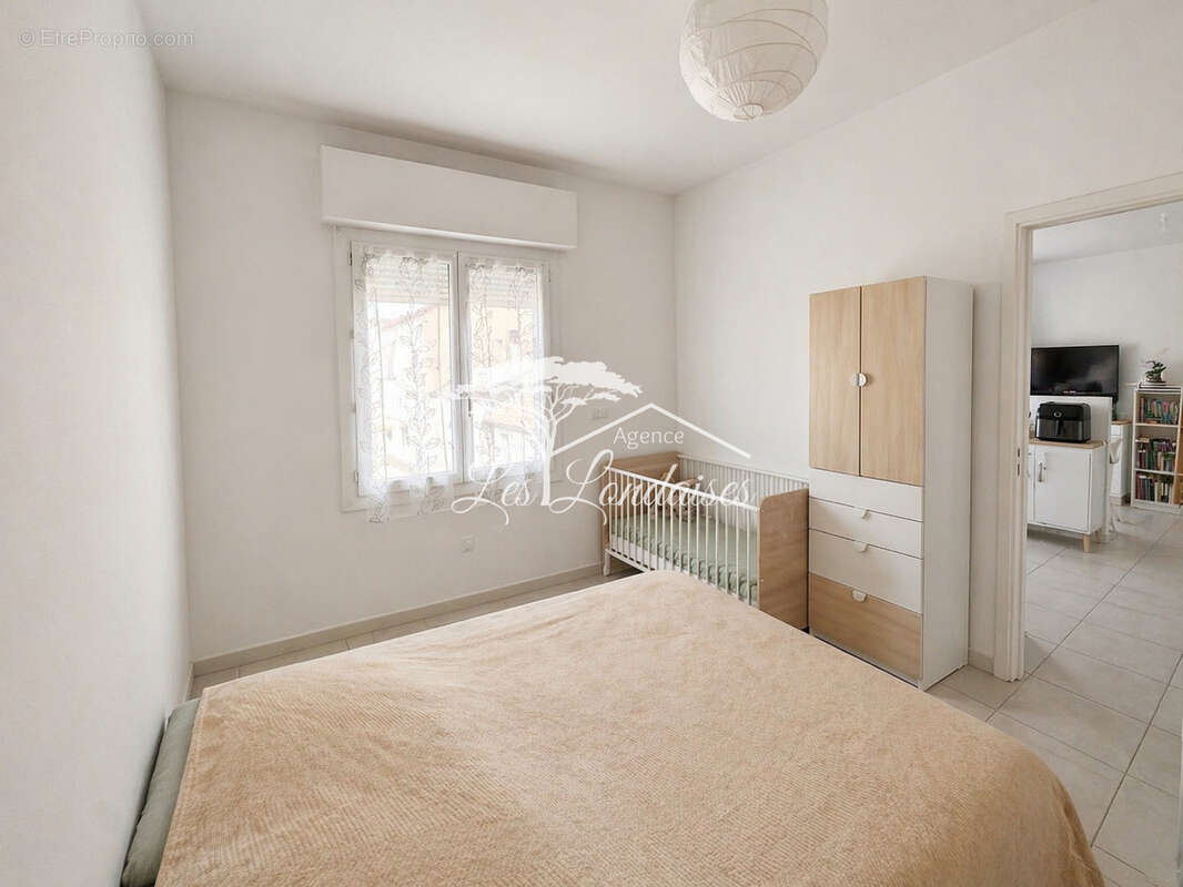 Appartement à LA LONDE-LES-MAURES
