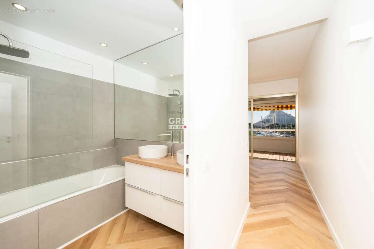 Appartement 2 pièces à Villeneuve-Loubet plage, Marina Baie - photo 9