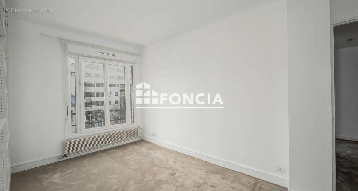 Appartement à ISSY-LES-MOULINEAUX