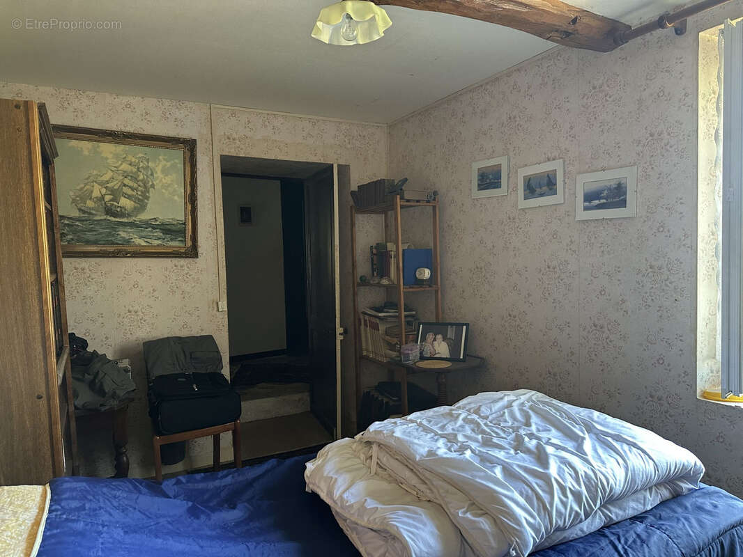 Maison à MONTGIVRAY