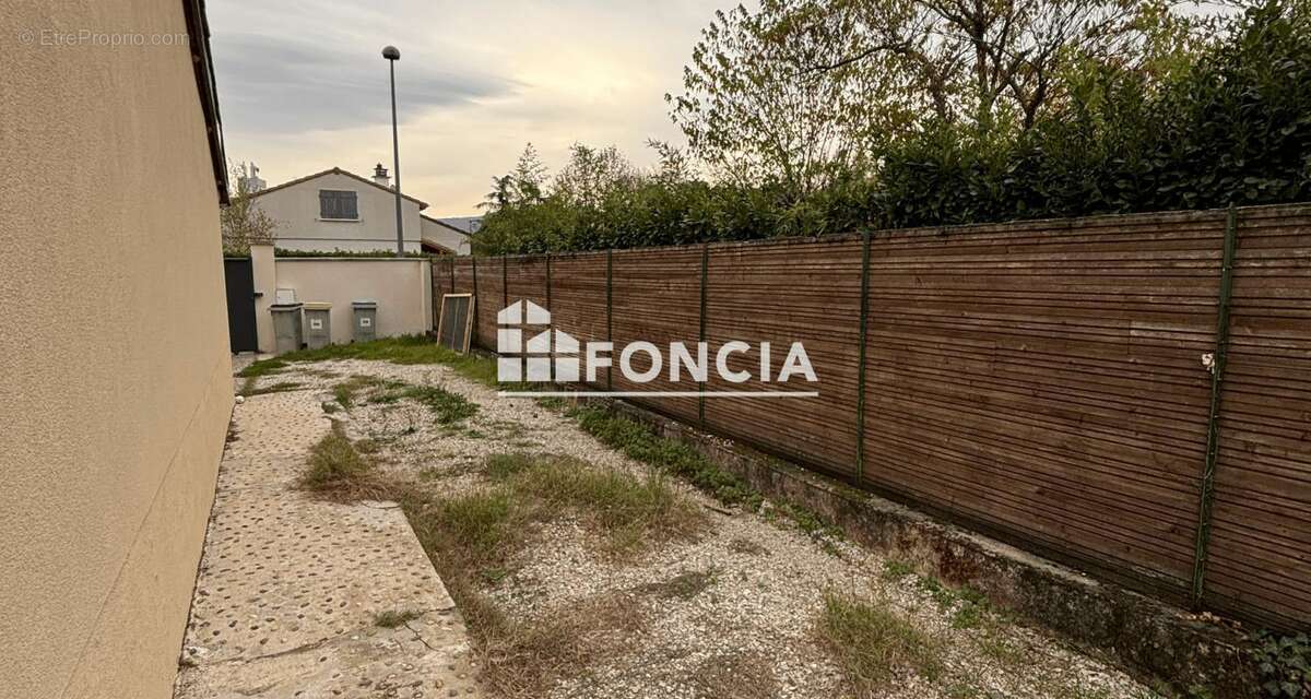 Maison à ROMANS-SUR-ISERE