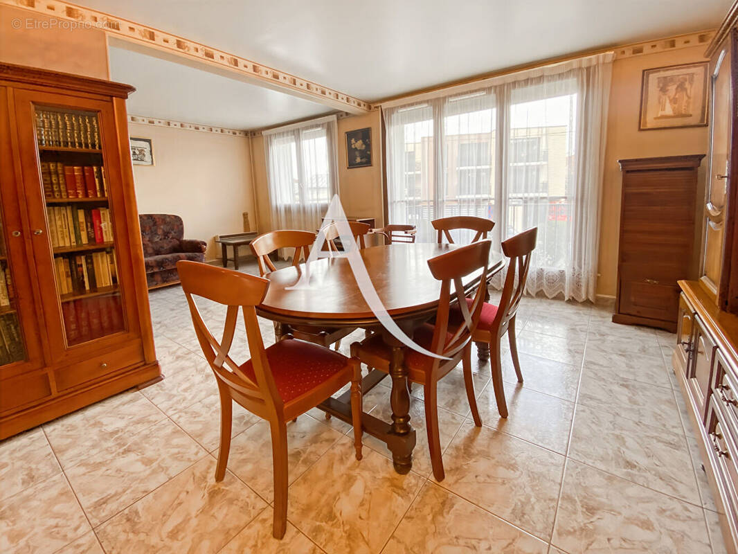 Appartement à BOIS-D'ARCY