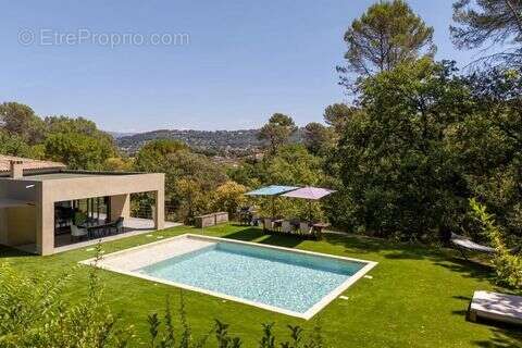 Maison 142 m² à Mouans-Sartoux  - photo 2