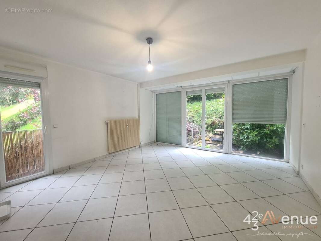 Appartement à SAINT-ETIENNE