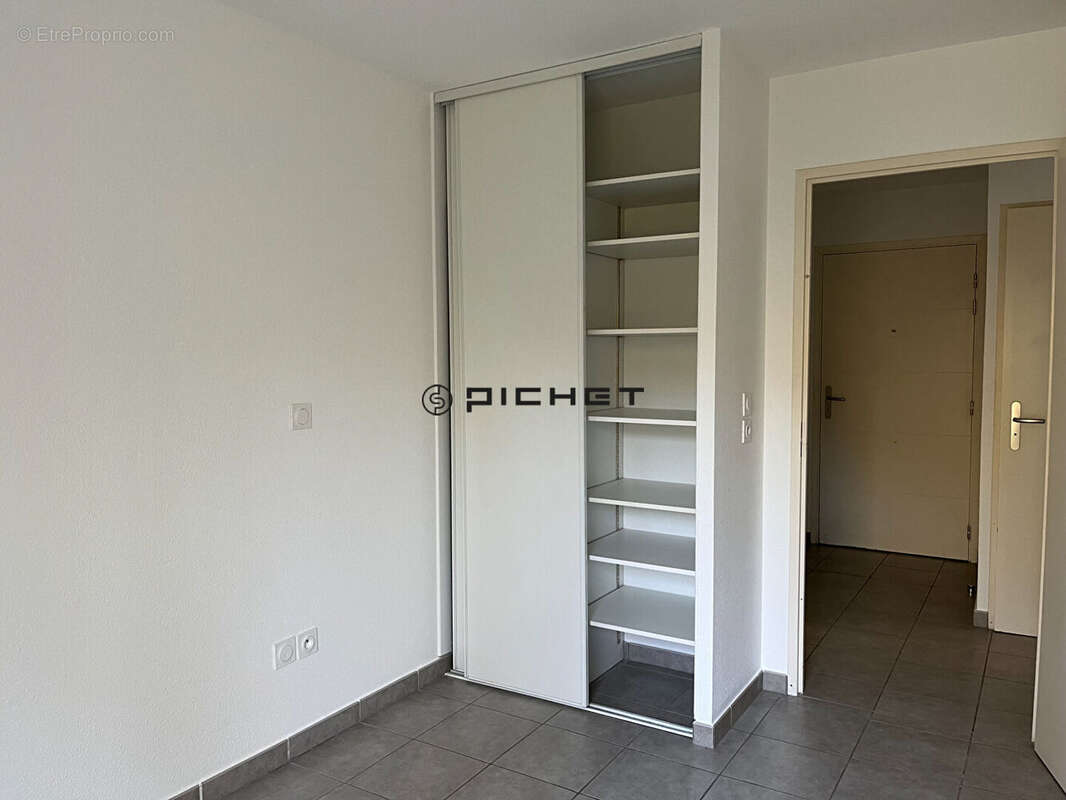 Appartement à SAINT-GENIS-POUILLY