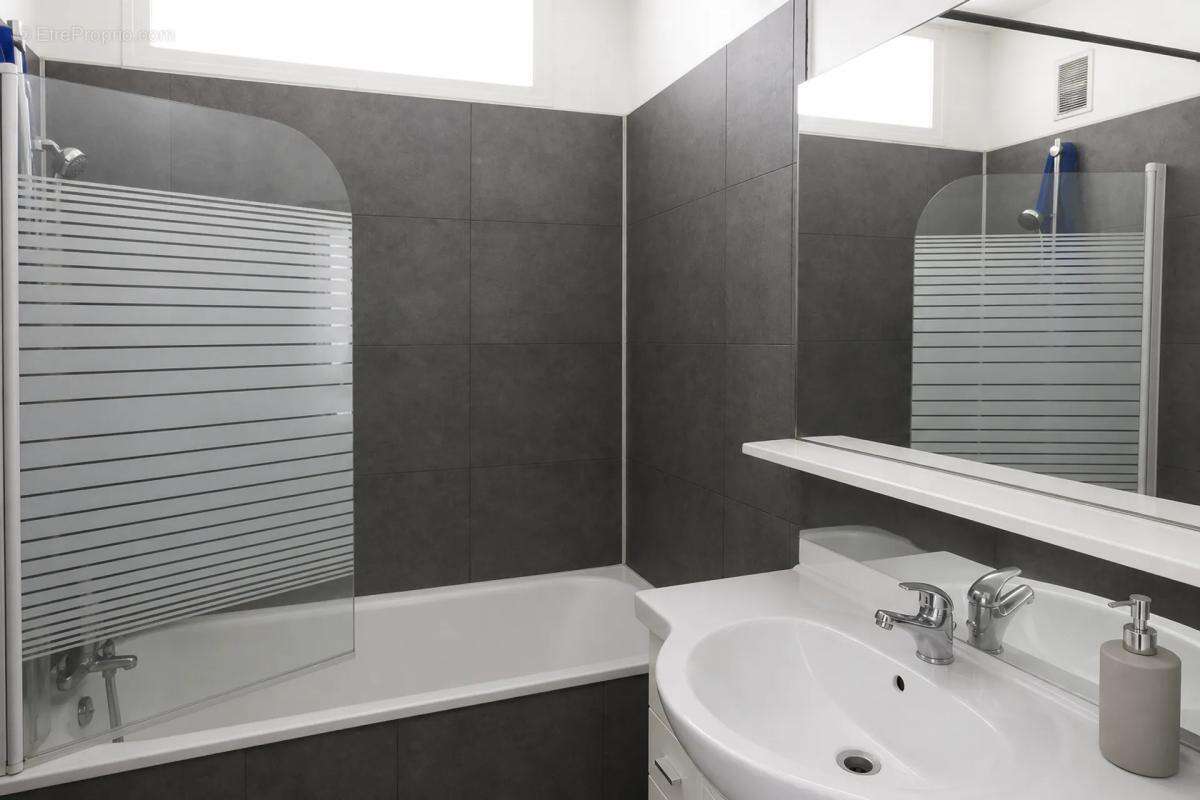 Appartement 3 pièces à Limoges, vendu loué - photo 6