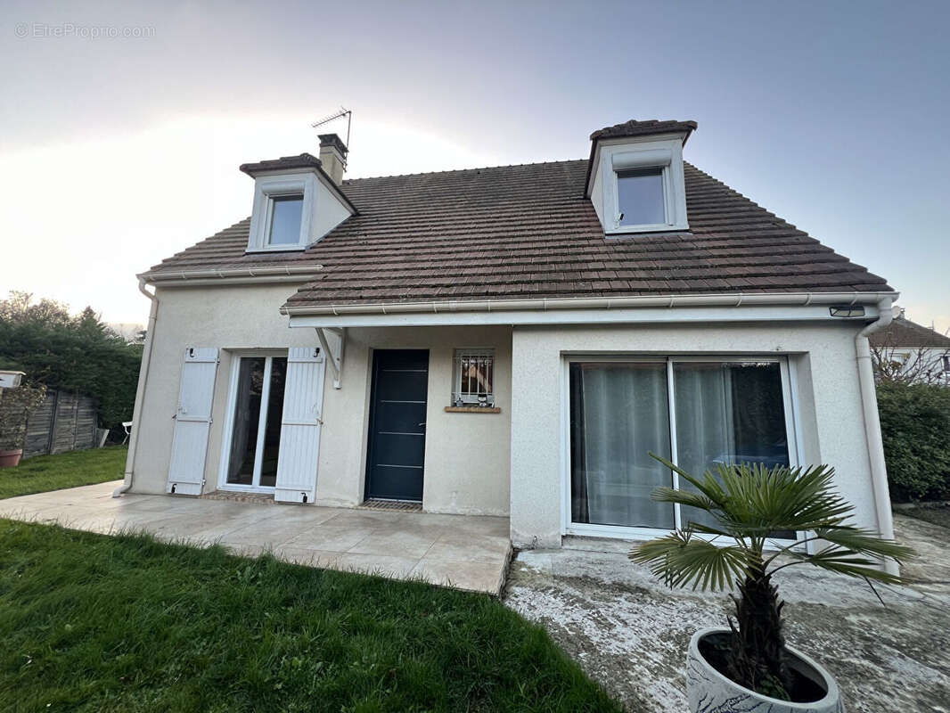 Maison à SAINT-BRICE-SOUS-FORET