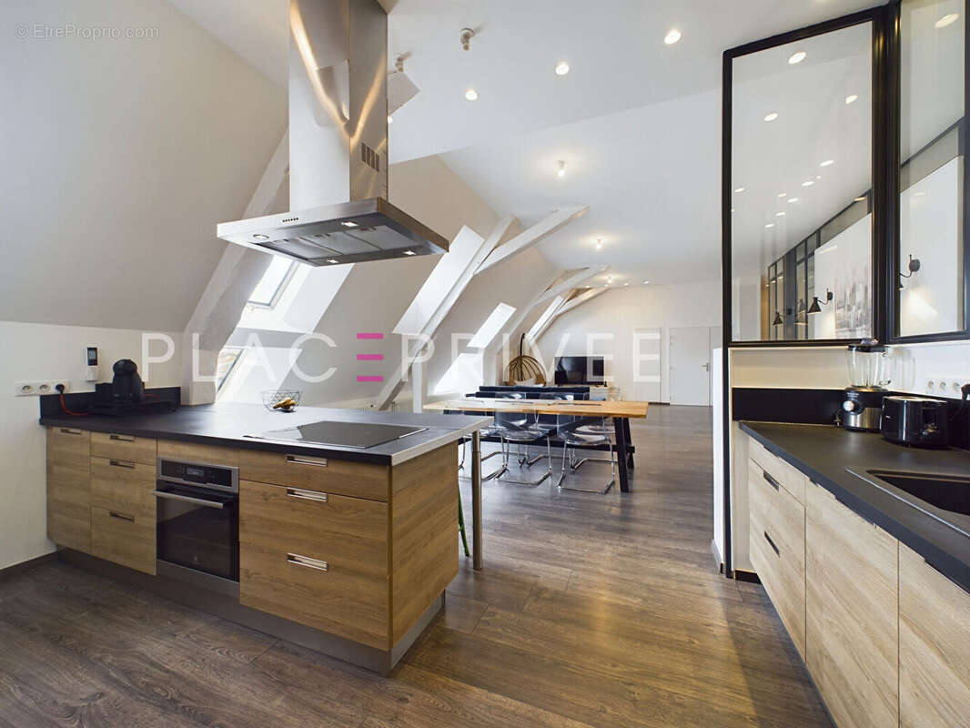 Loft Professionnel Bureaux Ville Vieille - photo 8