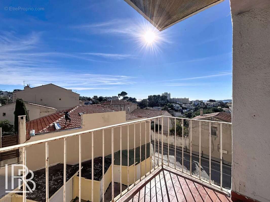Appartement à MARSEILLE-7E