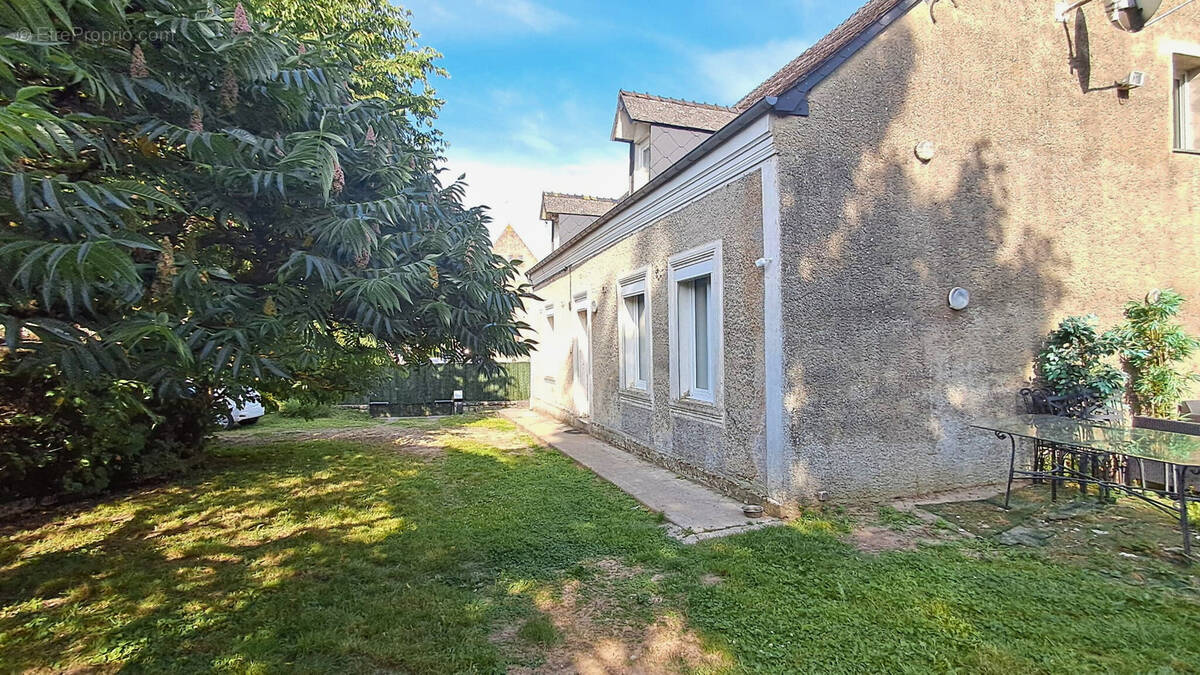 Maison à MARLY-GOMONT