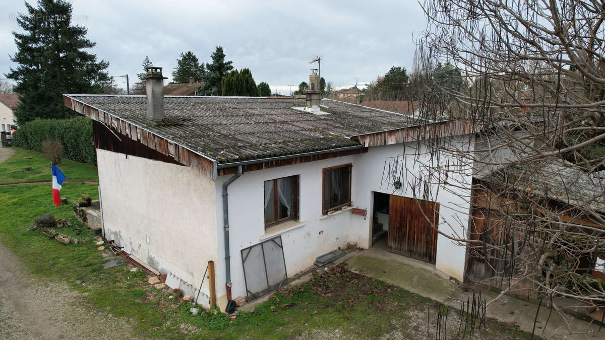 Maison à CHARVIEU-CHAVAGNEUX