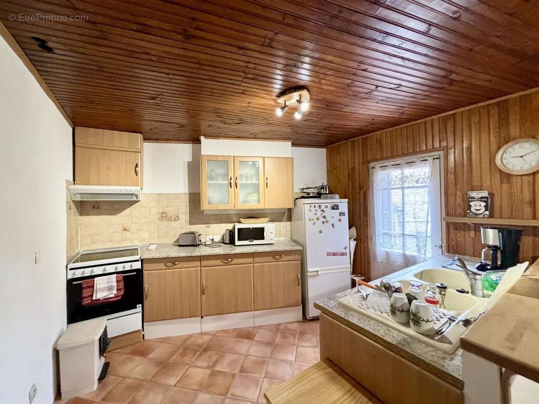 Maison à SAINT-PIERRE-DELS-FORCATS