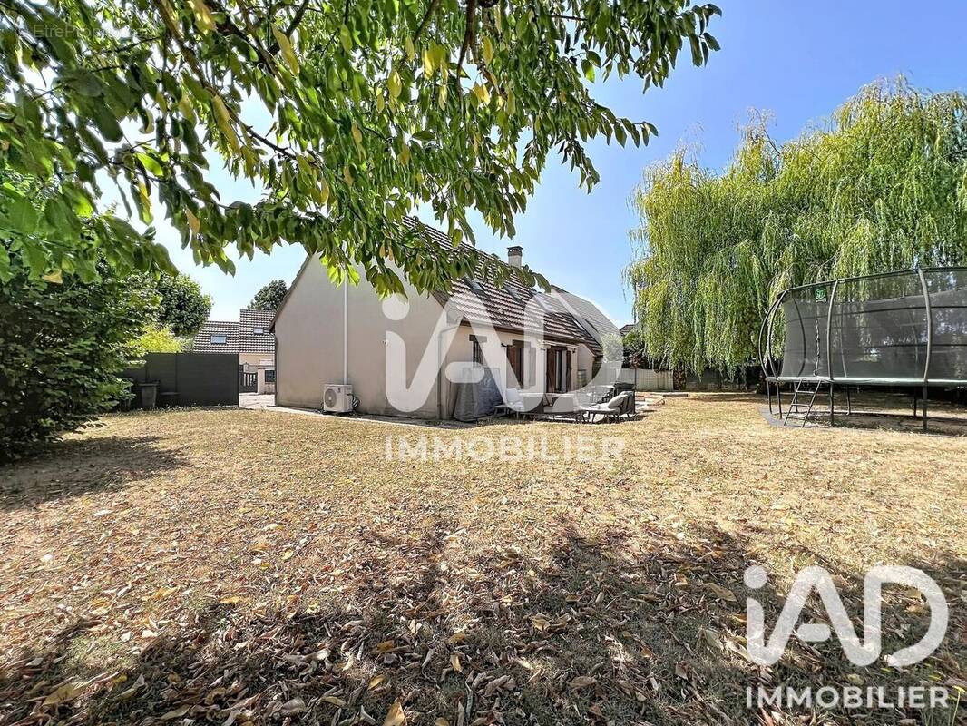 Photo 1 - Maison à CHEVRY-COSSIGNY