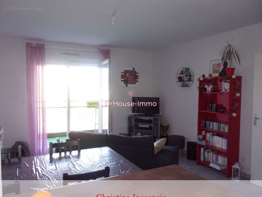 Appartement à SAINT-YZAN-DE-SOUDIAC