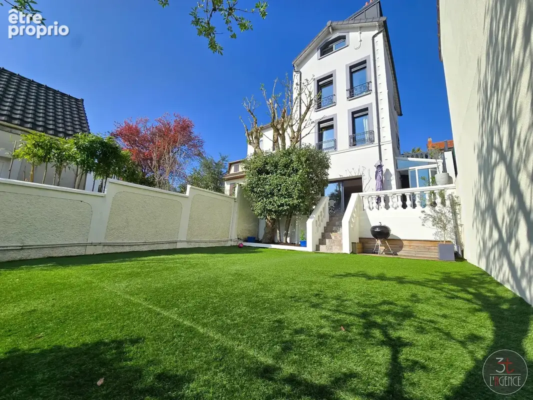 Maison à FONTENAY-SOUS-BOIS