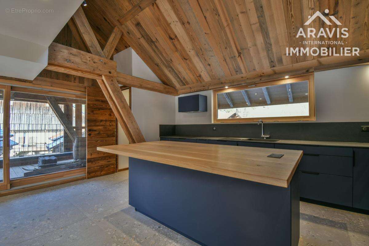 Appartement à LE PETIT-BORNAND-LES-GLIERES