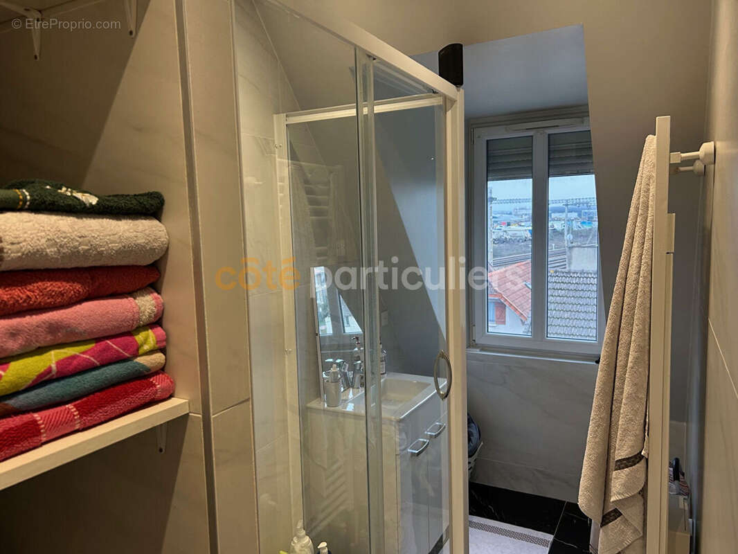 Appartement à VILLENEUVE-LE-ROI