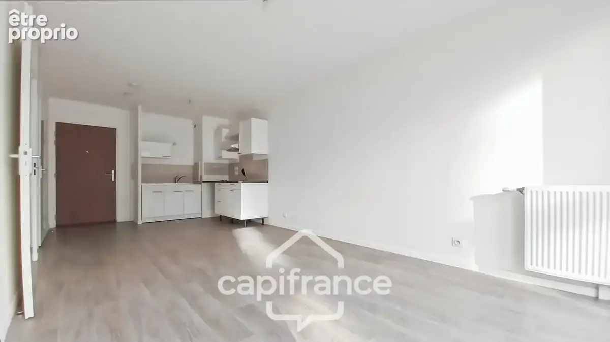 Pontault-Combault-Appartement 2 pièces-Très bon état- Résidence de 2017-Jardin-terrasse-Parking-lumineux-Bien agencé - photo 6