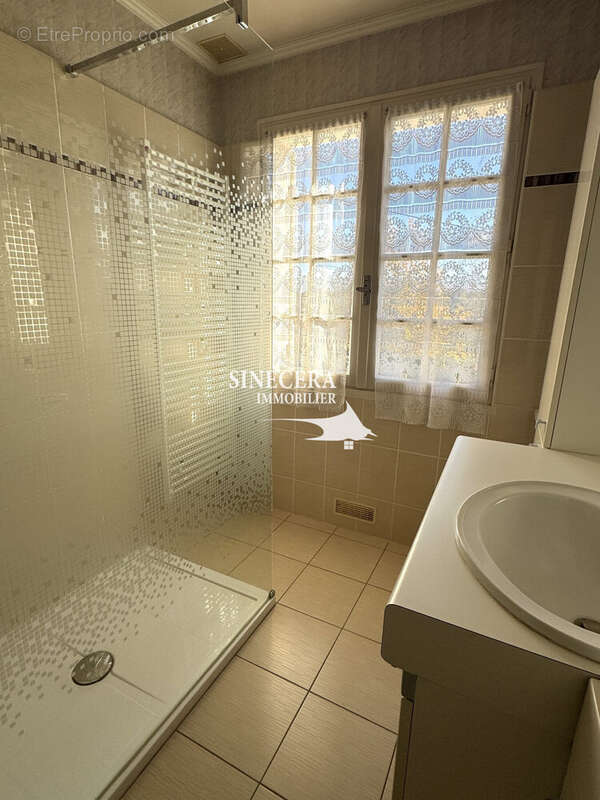 Maison 130 m² à Riberac  - photo 7