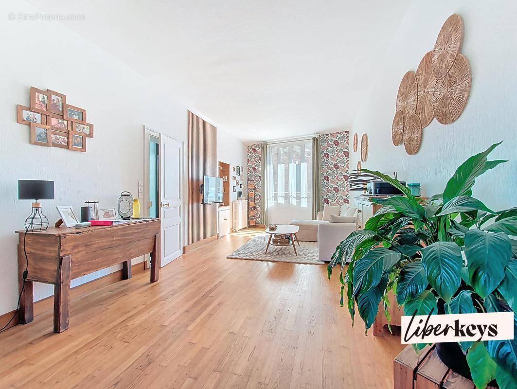 Maison à CONCHES-EN-OUCHE