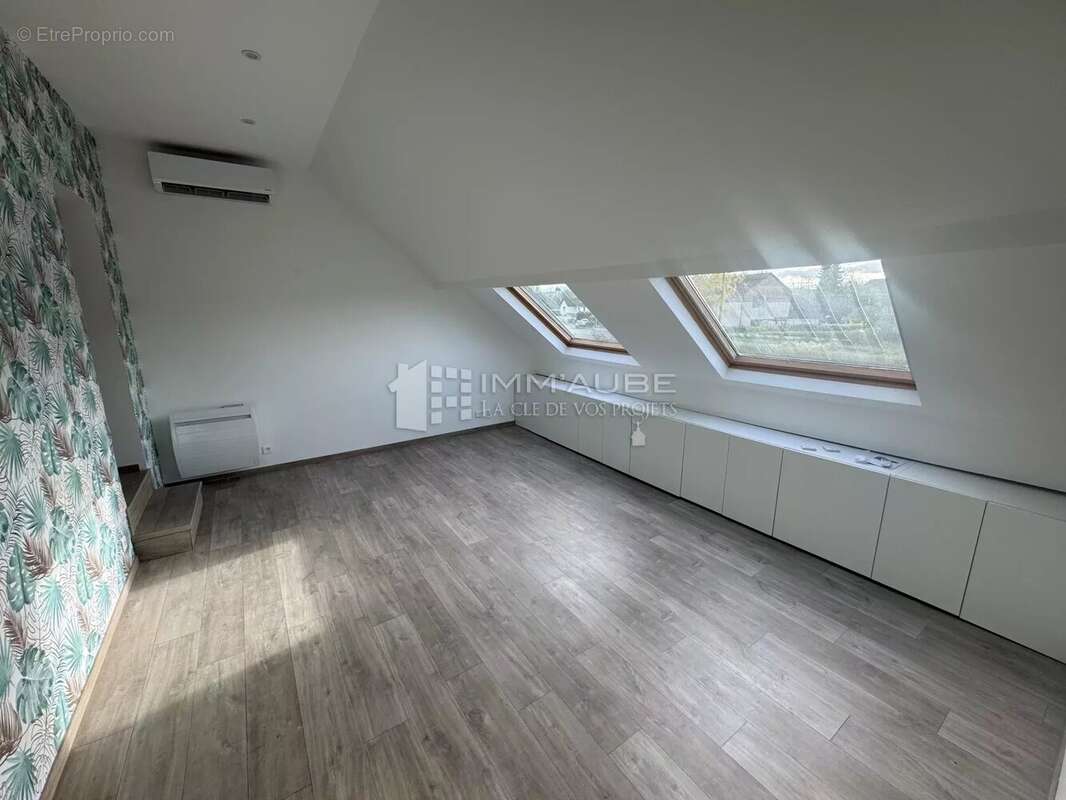 Maison à NOGENT-SUR-SEINE