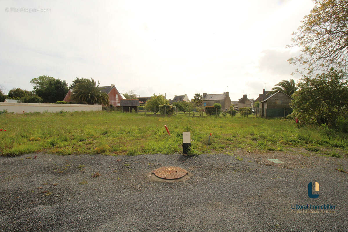 Terrain à SAINT-QUAY-PORTRIEUX