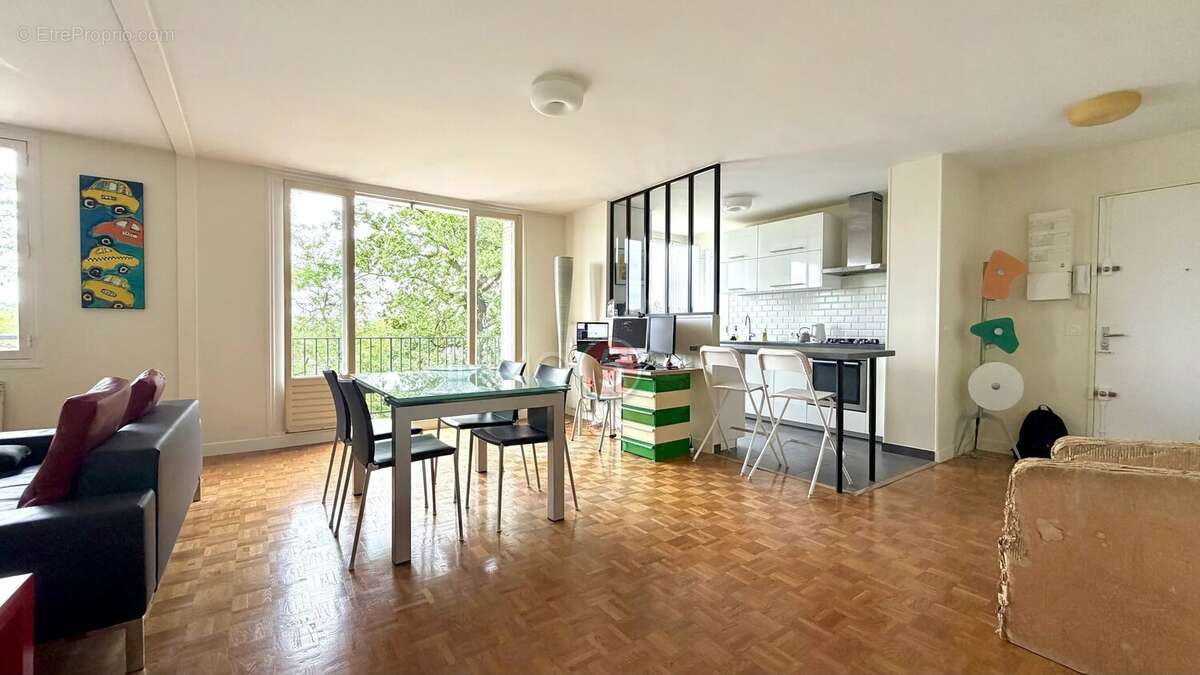 Appartement à VILLEMOMBLE