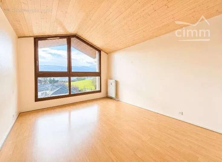 Bel appartement en duplex de type T3 - photo 5