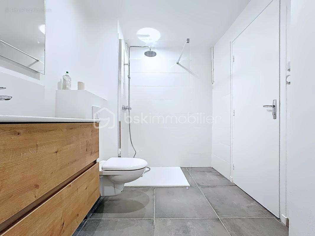 Appartement à LE PONT-DE-CLAIX