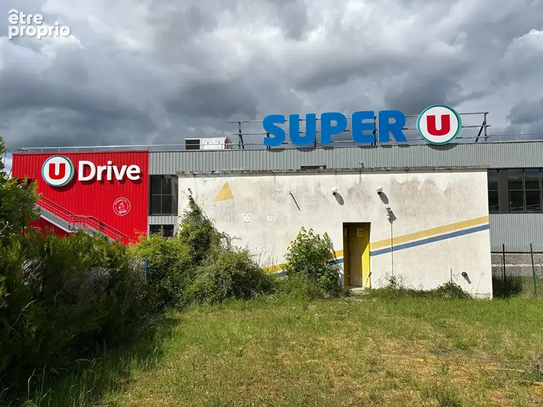 Local commercial Tonnerre 39 m2 - photo 2