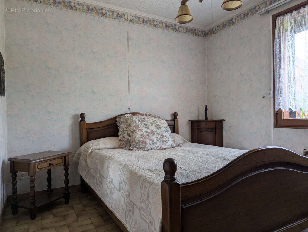 Maison à BRUAY-LA-BUISSIERE