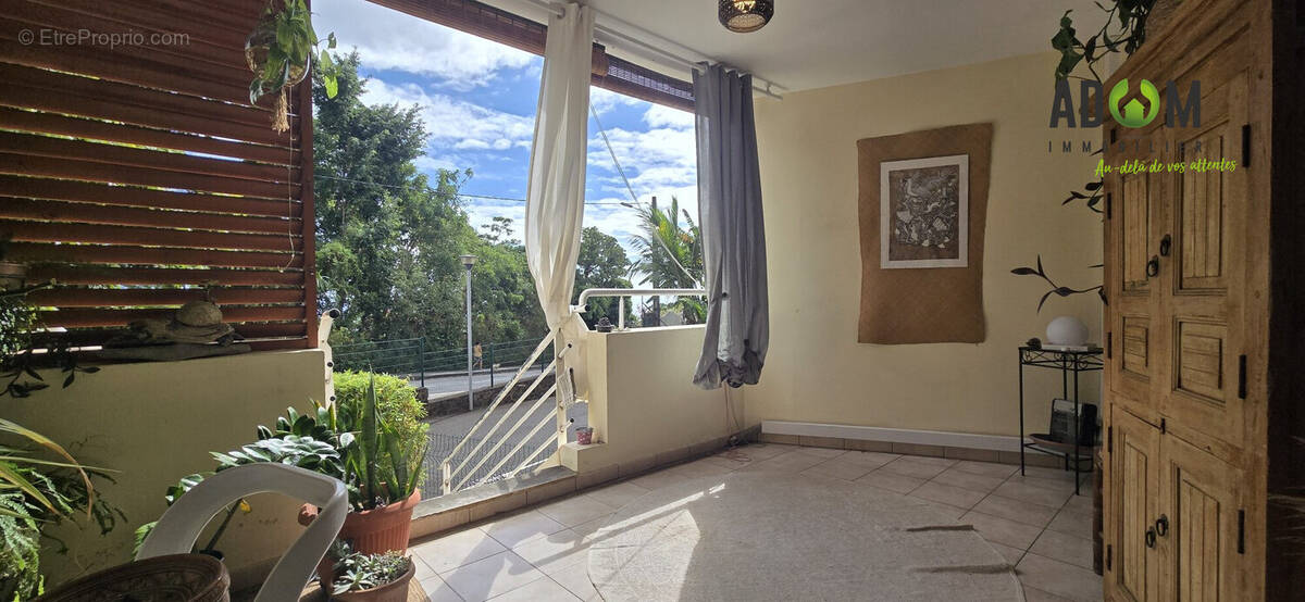 Appartement à SAINT-DENIS