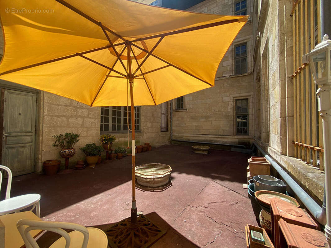 ARCHITECTURE ATYPIQUE- 1700 -Appartement avec terrasse - photo 10