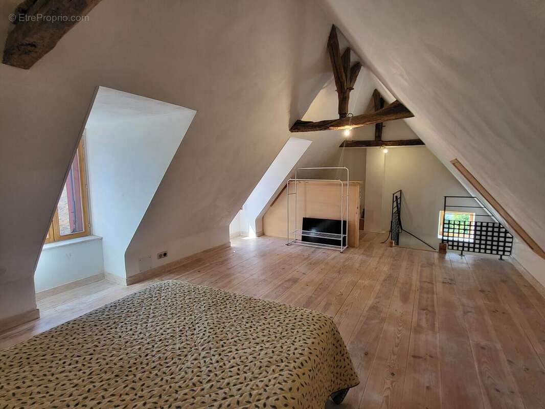 20250410150957 - Maison à ROUFFIGNAC-SAINT-CERNIN-DE-REILHAC