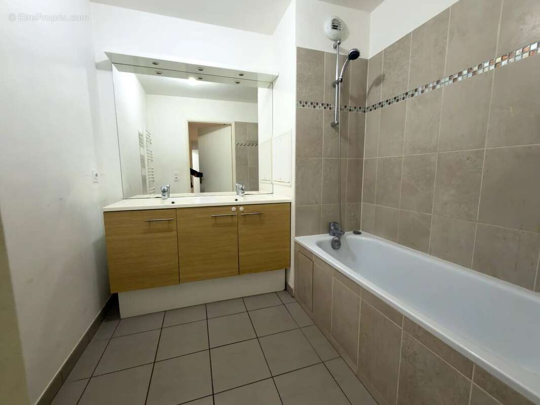 Appartement à LIVRY-GARGAN