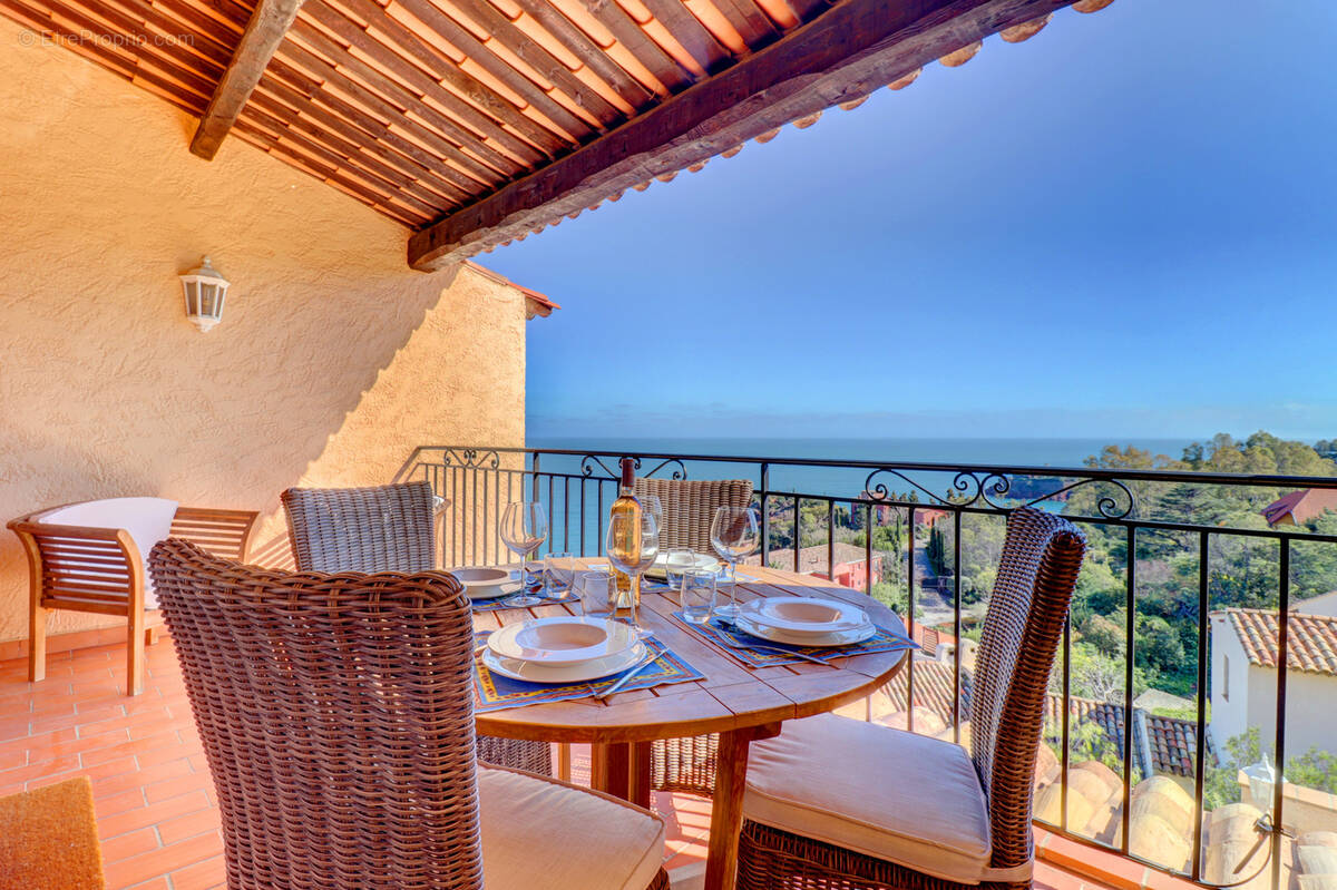 Appartement à THEOULE-SUR-MER