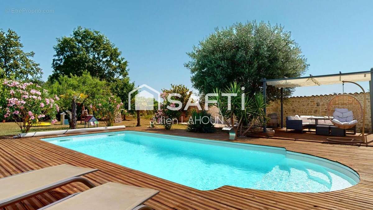 Maison 125 m² à Cherves-Richemont  - photo 2