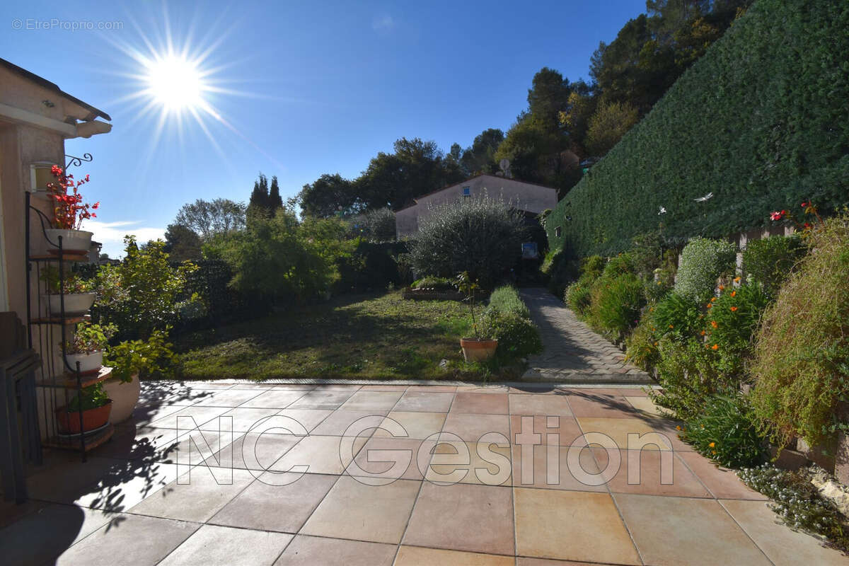 Maison à LA COLLE-SUR-LOUP